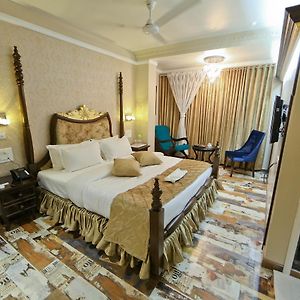 Hotel President